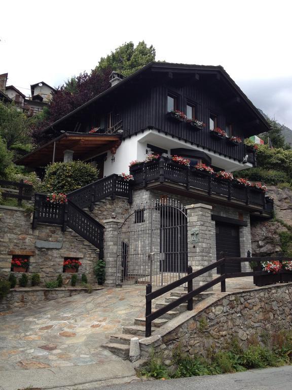 Hotel Masoun dou Caro à Pont-Saint-Martin Extérieur photo