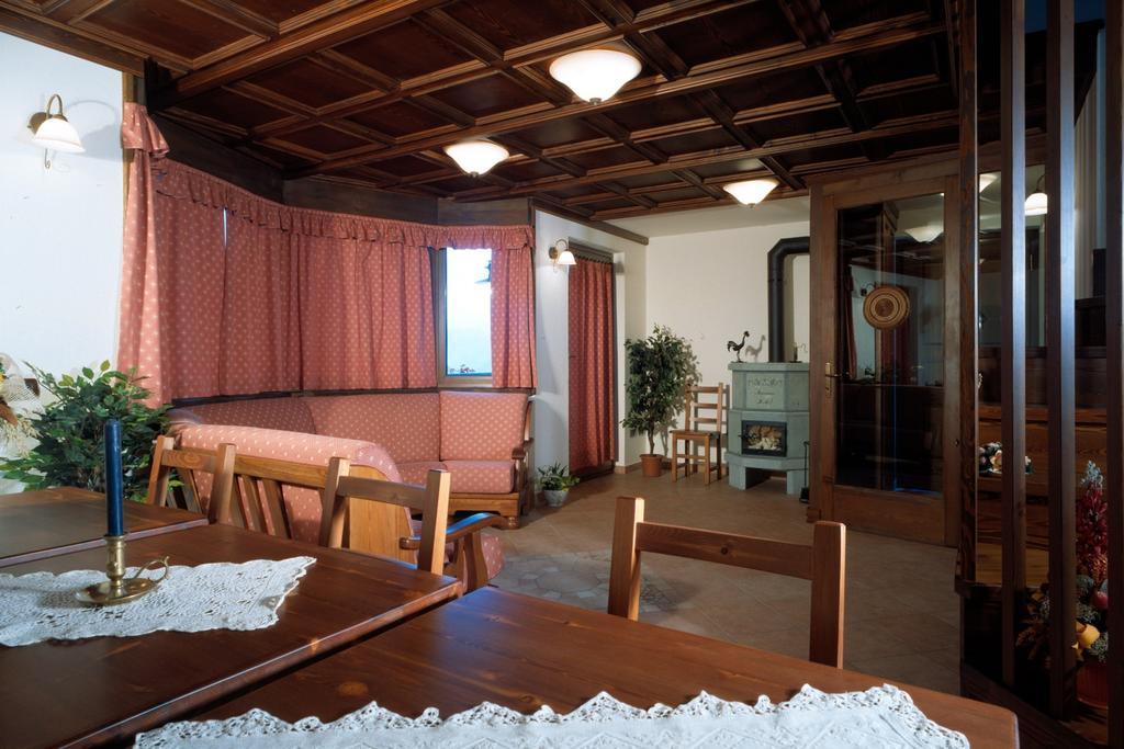 Hotel Masoun dou Caro à Pont-Saint-Martin Extérieur photo